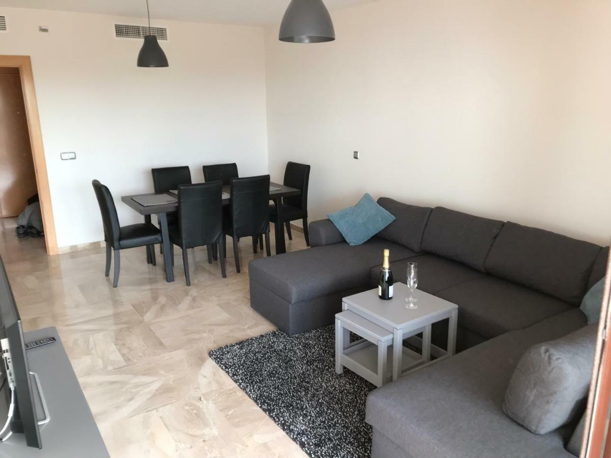 Luxury Apartment Set In Dona Julia Golf Course Casares Dış mekan fotoğraf