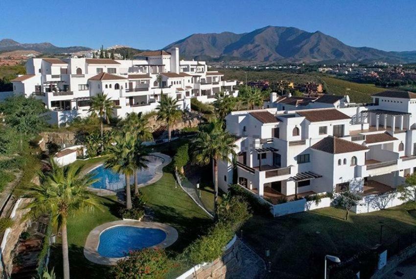 Luxury Apartment Set In Dona Julia Golf Course Casares Dış mekan fotoğraf